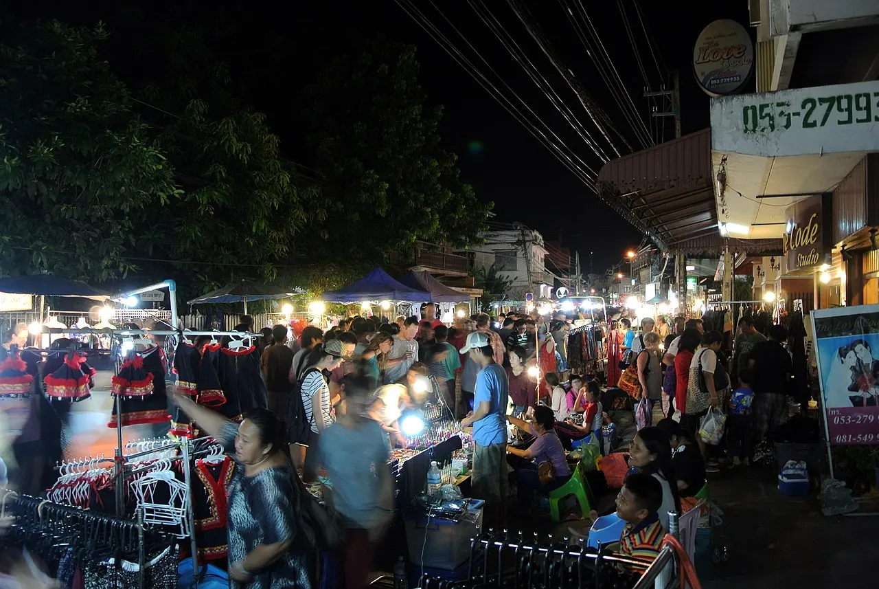 Saturday Walking Street on Wua Lai Road, Chiang Mai